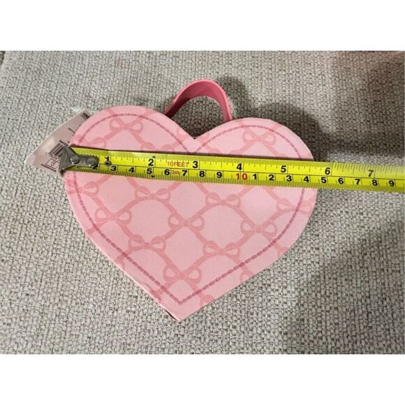 Target Bullseye Valentine’s Day Heart Storage Boxes - Picture 8 of 9